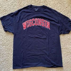 University of Wisconsin Navy Champion T-shirt Size XL